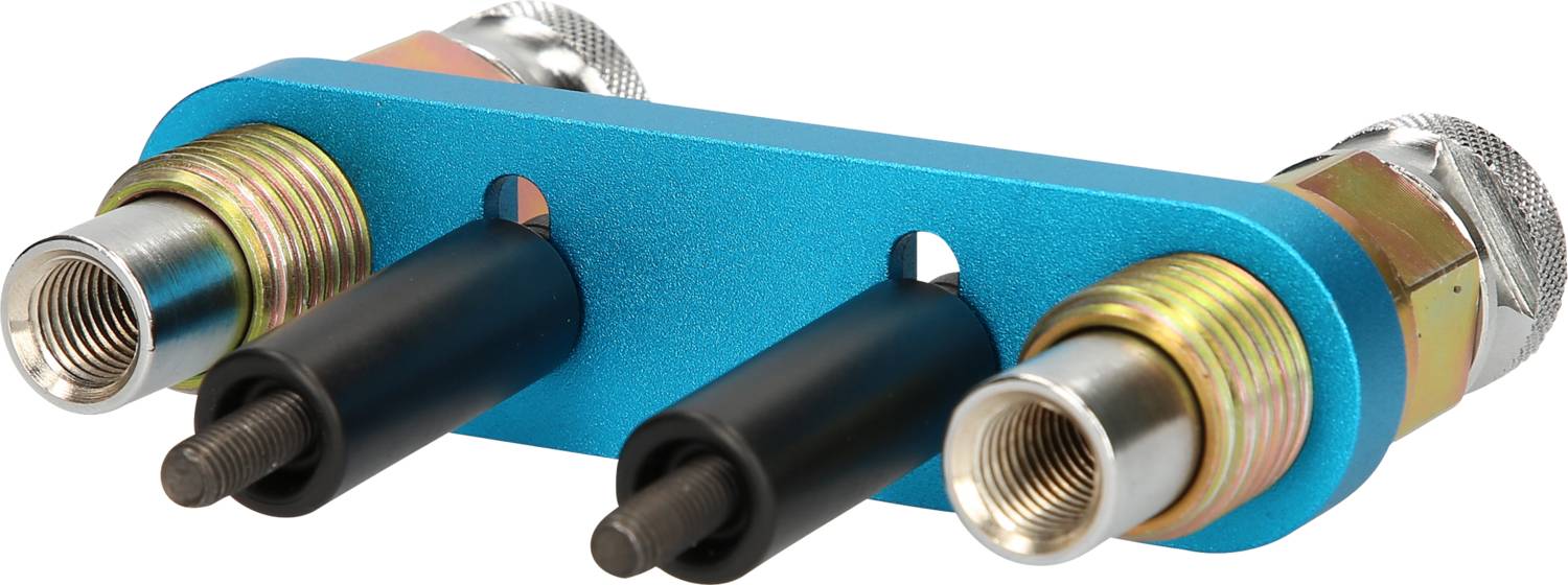 Niebieski metalowy uchwyt z dwoma przyłączami rurkowymi po każdej stronie.