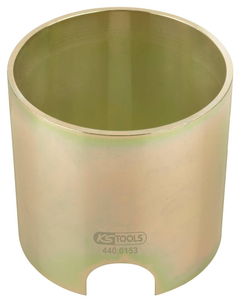 Metalowy cylinder z otwartym spodem z wytłoczonym napisem 'KS Tools 440.0153'. Stosowany do zastosowań mechanicznych lub jako rozszerzenie narzędzia.