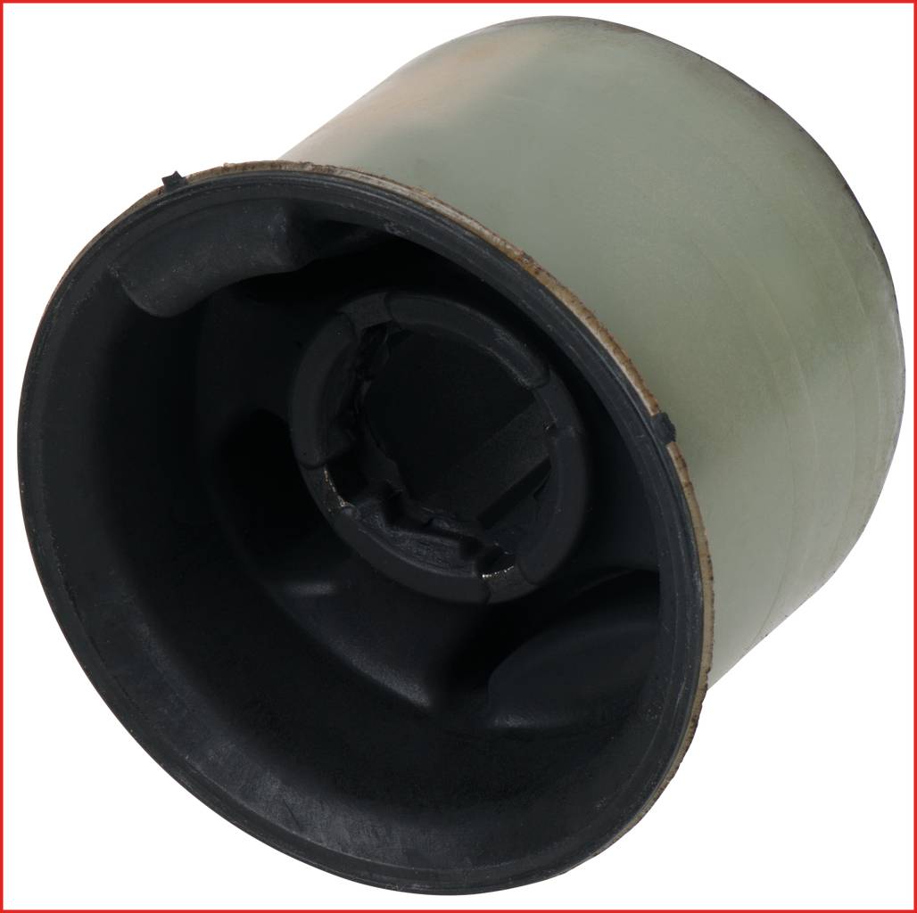 Tuleja metalowa z czarną wewnętrzną wykładziną, o cylindrycznym kształcie. Stosowana jest w zastosowaniach mechanicznych w celu redukcji tarcia i ruchu.