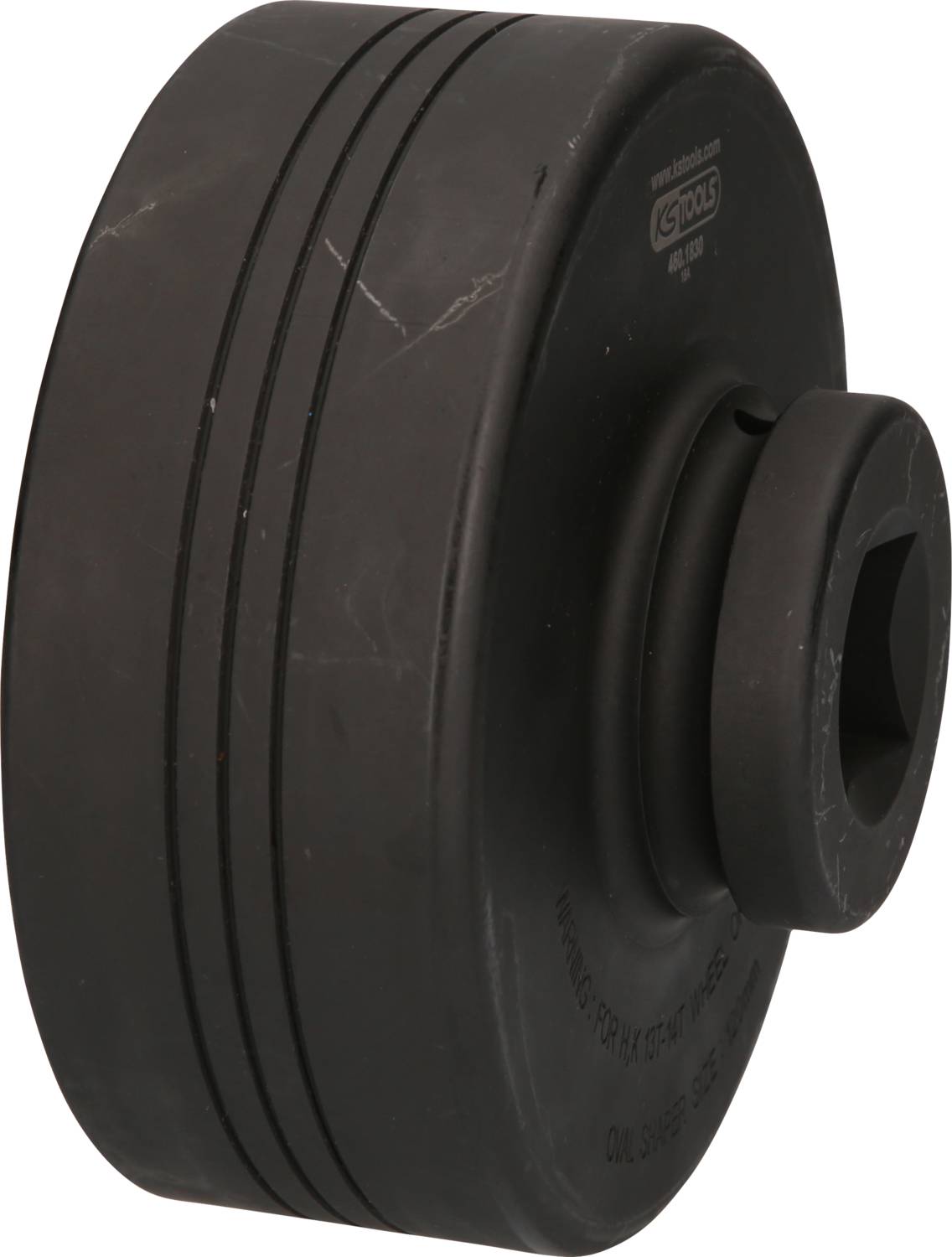 Okrągłe narzędzie metalowe z rowkiem, prawdopodobnie przeznaczone do zastosowań maszynowych. Widok z boku, ukazujący profil i otwór.