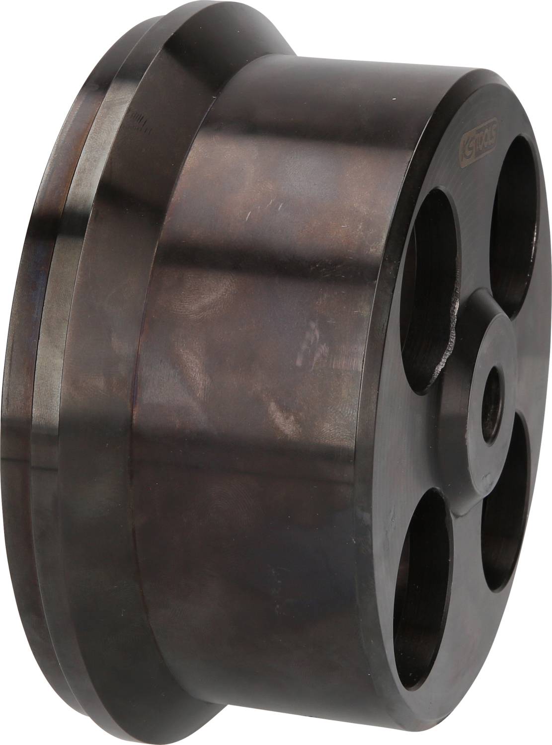 Ciemne, metalowe koło z czterema dużymi otworami, które mogłoby być elementem składowym maszyny.