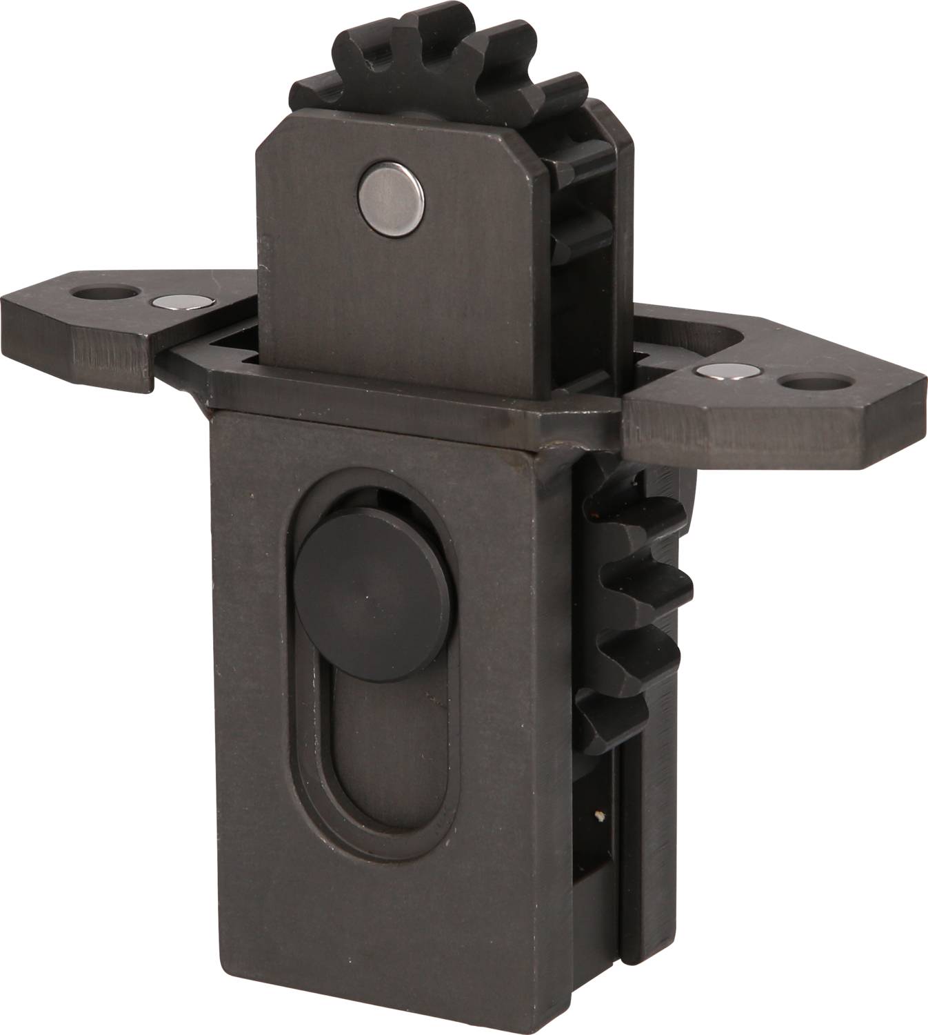 Czarna, prostokątna metalowa część z kołami zębatymi i okrągłym przyciskiem z przodu, prawdopodobnie mechanizm zamykający.