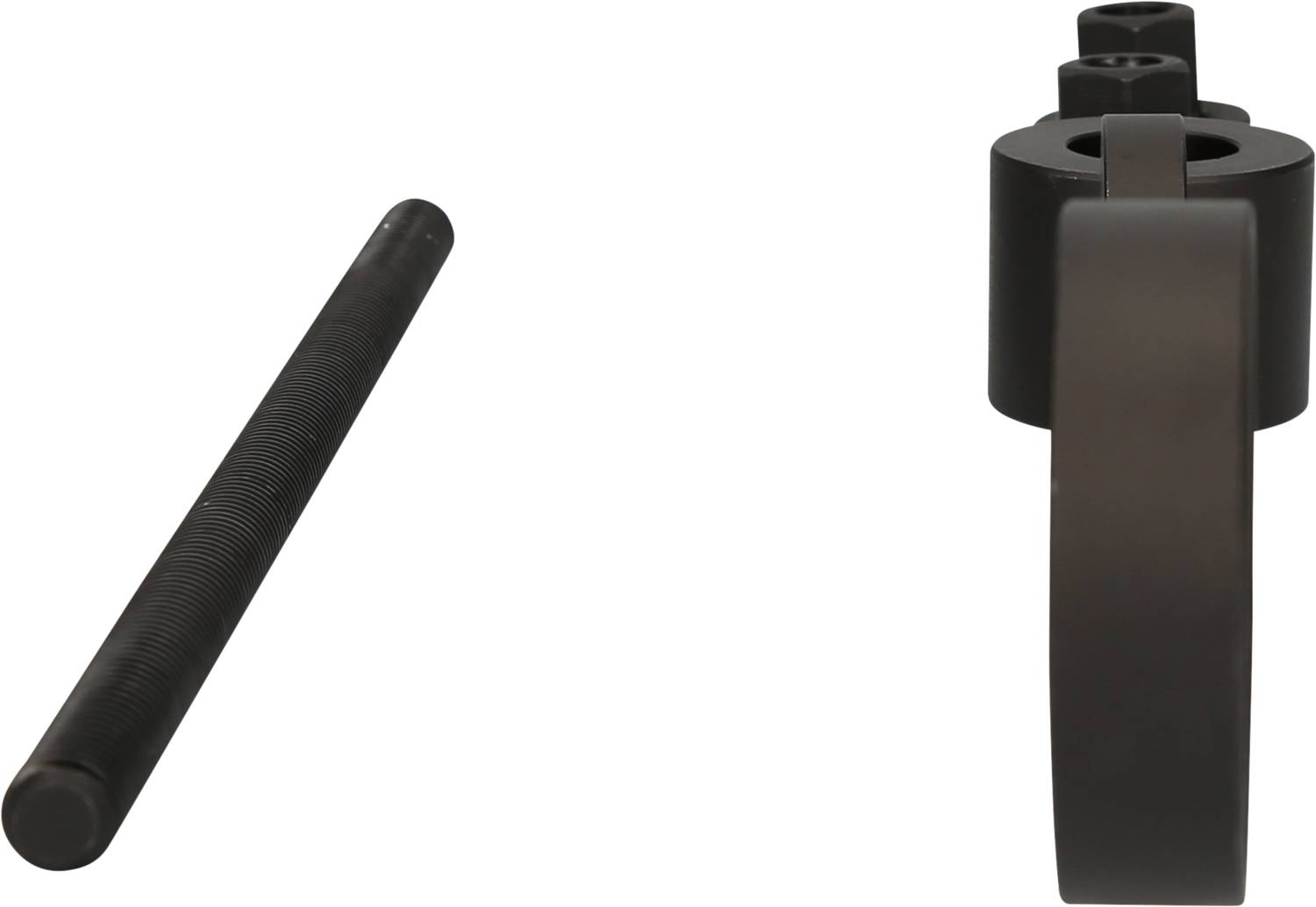 Czarny, prążkowany pręt cylindryczny leży poziomo obok okrągłego, czarnego elementu z otworami na białym tle.