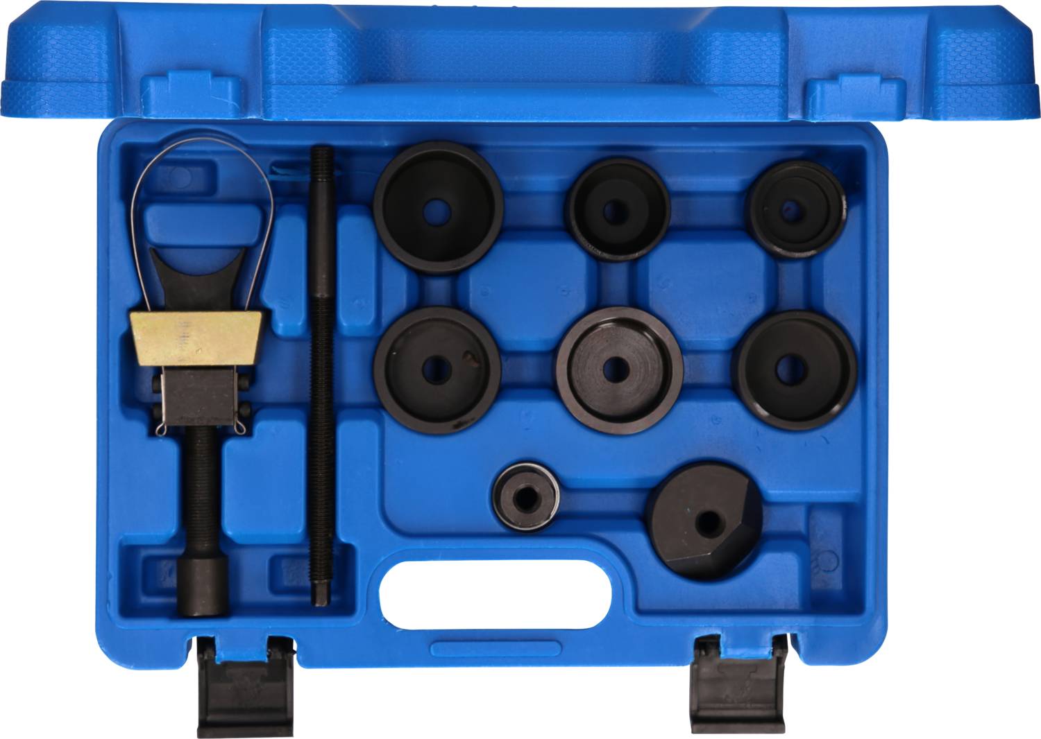 Niebieski kufer na narzędzia z różnymi czarnymi elementami metalowymi, w tym narzędziem z żółtą rękojeścią i kilkoma okrągłymi końcówkami.