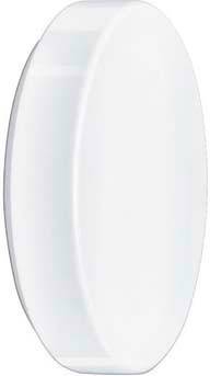 Biały, okrągły kawałek mydła, gładki i lśniący.