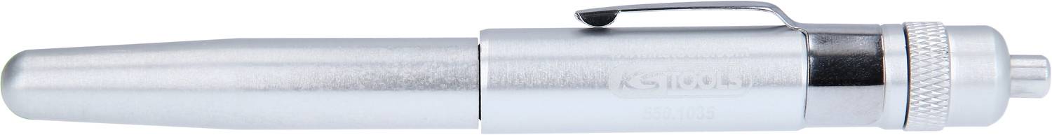 Srebrny długopis z klipsem i prążkowanym zakończeniem. Leży poziomo.