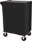 Czarny wózek transportowy na czterech kółkach z bocznym uchwytem, idealny do lekkiego przewożenia przedmiotów wewnątrz pomieszczeń.