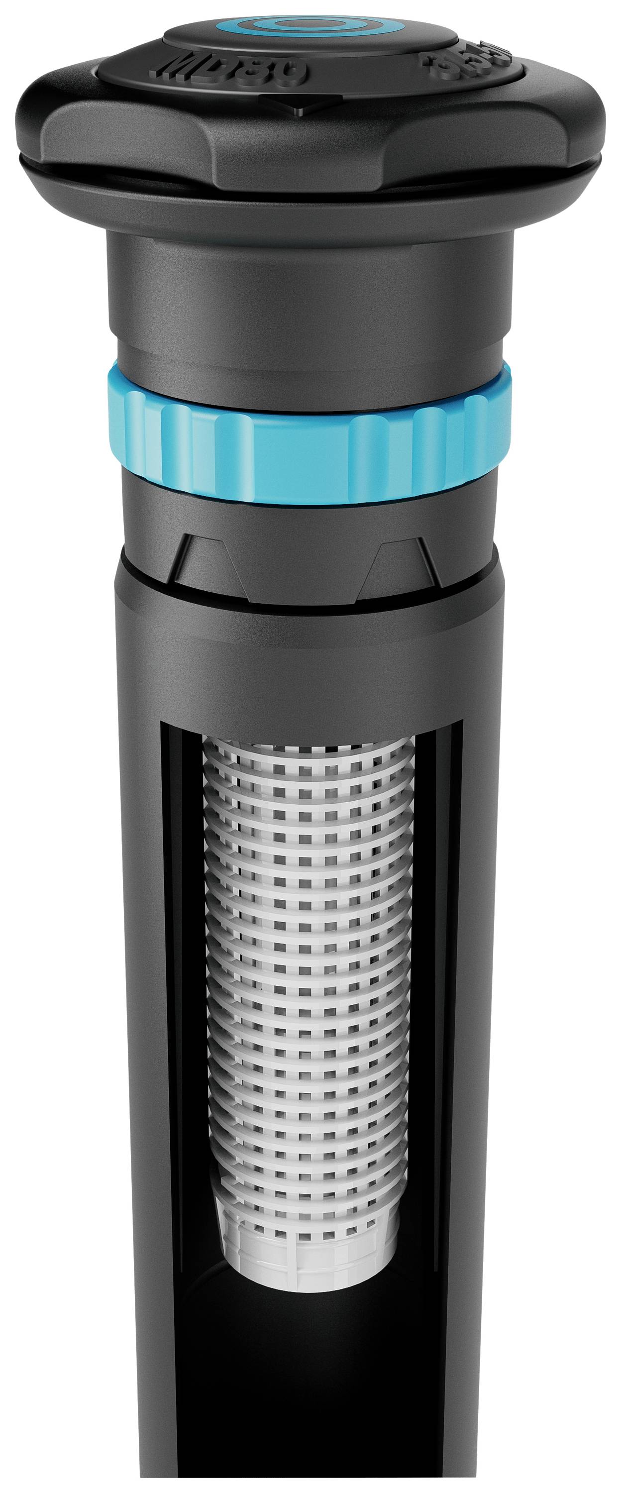 Czarny zawór nawadniający z niebieskim zamknięciem obrotowym i widocznym wewnętrznym filtrem. Odpowiedni do nawadniania ogrodu.