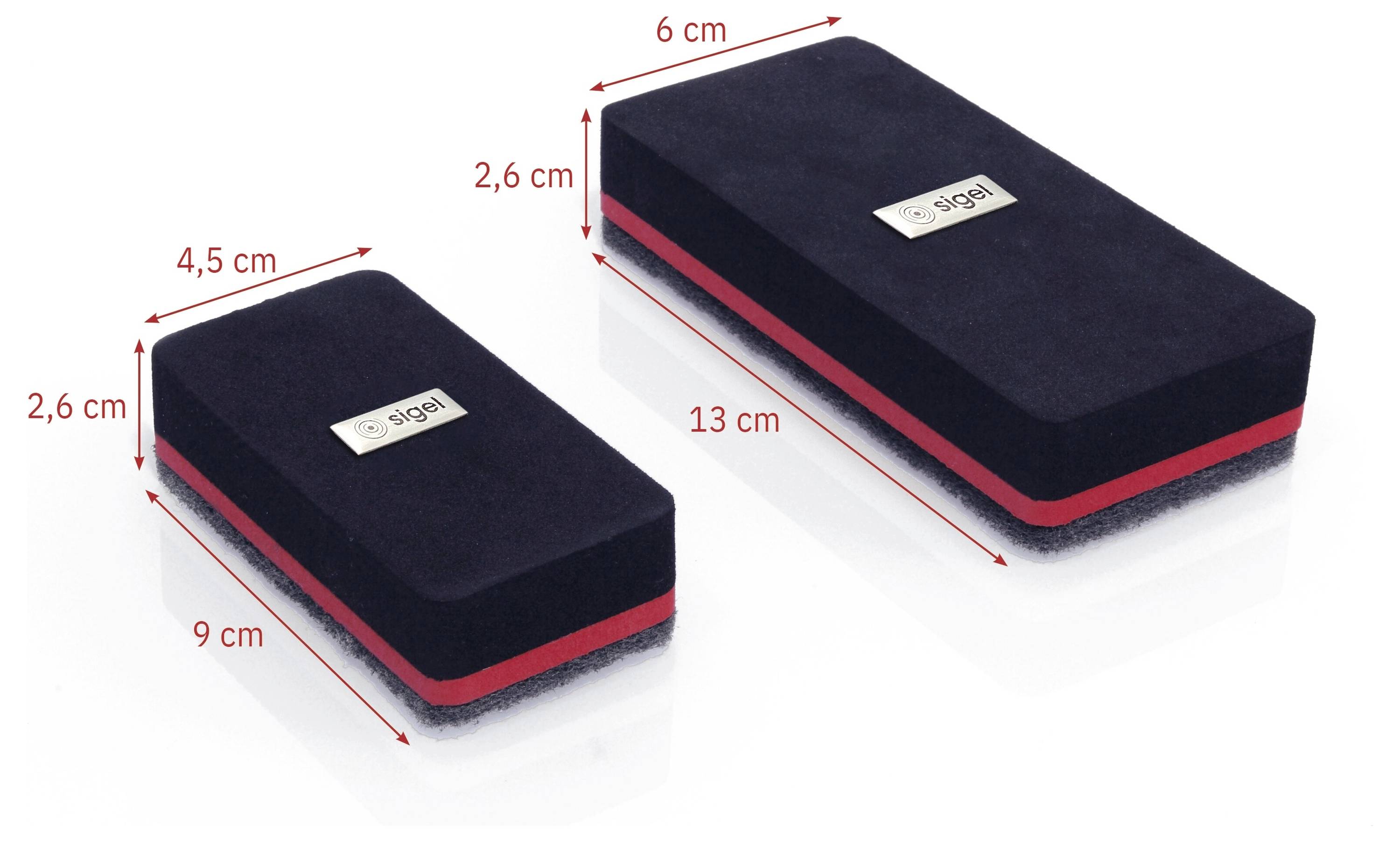 Dwa czarne prostokątne bloki pianki pokazane w dwóch rozmiarach, oznaczone wymiarami 4,5 cm na 9 cm na 2,6 cm i 6 cm na 13 cm na 2,6 cm.