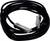 Czarny kabel transmisyjny zwinięty w krąg, z końcówkami przyłączeniowymi po obu stronach, często stosowany do połączeń sieciowych.