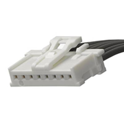 Biały wtyk plastikowy z wieloma czarnymi kablami. Wtyk jest prostokątny i wydaje się być przeznaczony do połączeń elektronicznych.