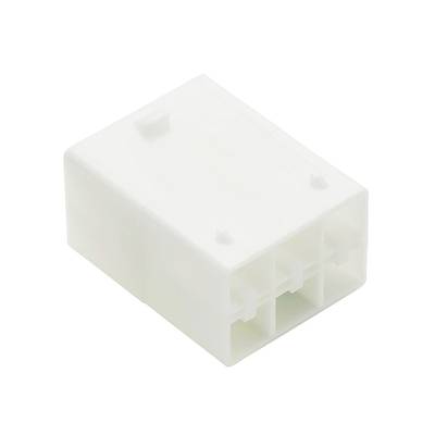 Prostokątny, biały wtyk z tworzyw sztucznych z czterema trapezowatymi gniazdami. Stosowany do połączeń elektronicznych.