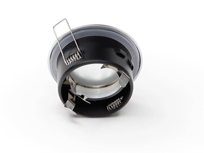 Czarne metalowe części z zaciskami sprężynowymi po obu stronach i przezroczystym plastikowym pierścieniem u góry.