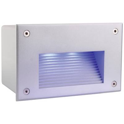Prostokątna lampa ścienna z diodami LED. Ma srebrny kolor i strukturę z fakturą.