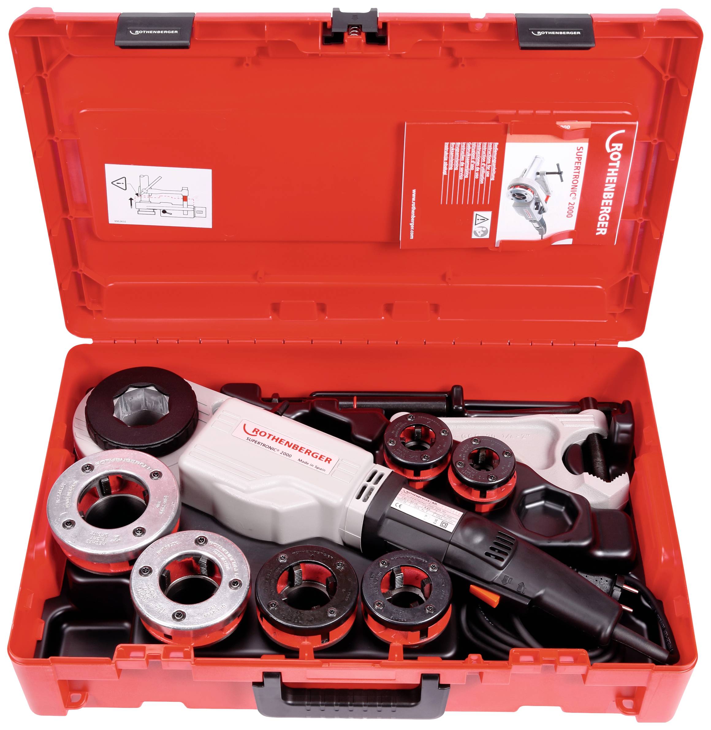 Czerwona skrzynka narzędziowa z elektryczną prasą do rur i kilkoma wkładkami. We wnętrzu znajduje się diagram i prospekt.