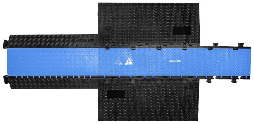 Ochrona kanału kablowego na mostach kablowych w kolorach czarnym i niebieskim. Konstrukcja składa się z głównego kanału oraz dwóch bocznych skrzydeł do organizacji kabli.