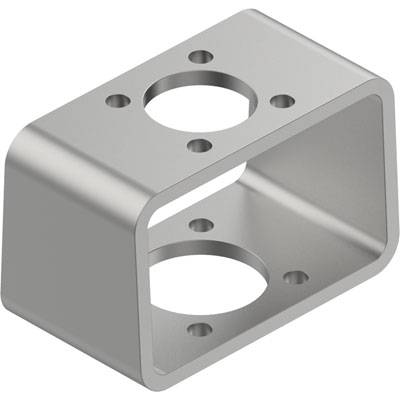 Prostokątny metalowy kątownik w kolorze srebrnym, z trzema otworami mocującymi o kształcie koła.