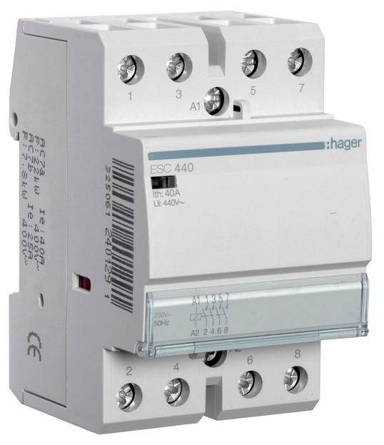 Biały wyłącznik ochronny z wieloma złączami i przezroczystą pokrywą. Tekst na przedniej stronie: 'ESC 440'.