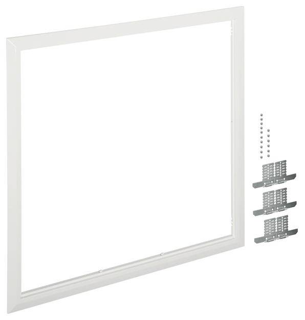 Biały, kwadratowy rama okienna z osprzętem, w tym klipsami i śrubami, przedstawiona na neutralnym tle.