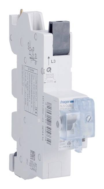 Jednomodułowy wyłącznik nadprądowy z opisem i niebieskim przełącznikiem. Widoczne logo Hager. Stosowany w instalacjach elektrycznych.