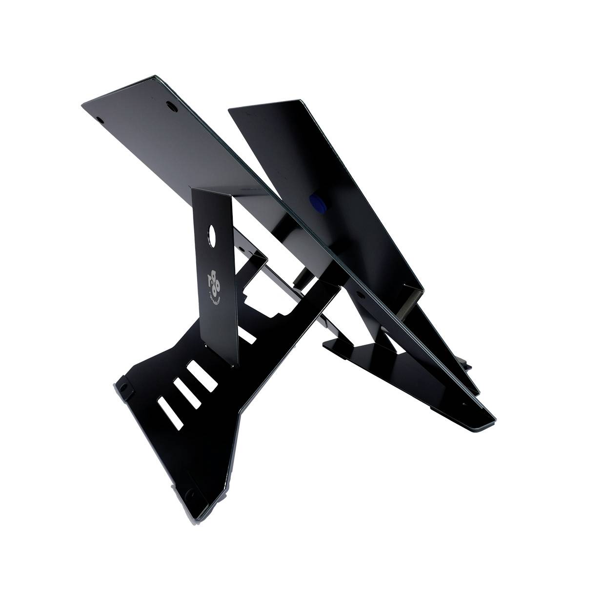 Czarny, regulowany stojak na laptopa z metalu w kształcie litery X. Posiada szczeliny wentylacyjne i logo z boku.