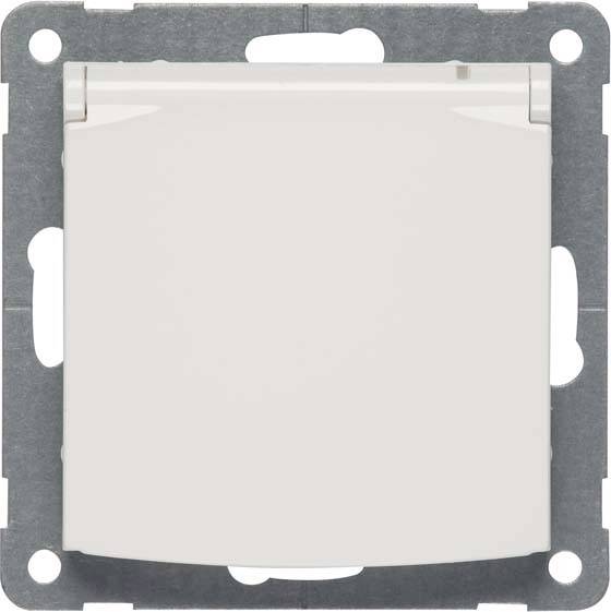 Biała podtynkowa wtyczka elektryczna z klapką, oprawiona w metalową ramkę, powszechnie stosowana w instalacjach wewnętrznych.