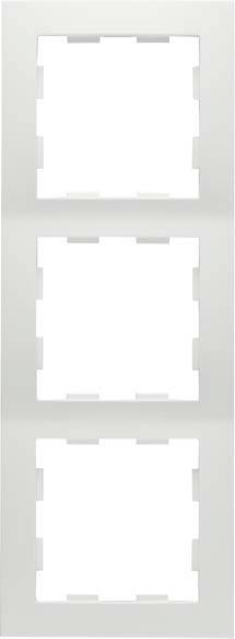 Biała potrójna maskująca płytka gniazd elektrycznych bez wkładek.