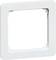 Biała, kwadratowa ramka z tworzywa sztucznego, prawdopodobnie do osłony gniazdka elektrycznego lub włącznika światła.