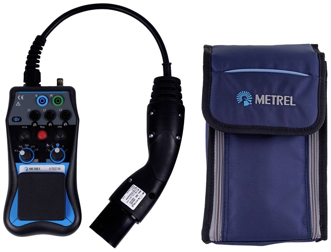 Elektryczne urządzenie pomiarowe z przewodem i niebieska torbą marki 'Metrel'. Służy do pomiaru lub diagnostyki elektrycznej.