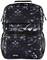 Czarny plecak z białym, marmurowym wzorem i logo HP w prawym dolnym rogu. Posiada boczne kieszonki siatkowe oraz uchwyt do przenoszenia u góry.