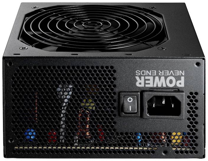 Czarny zasilacz komputerowy z wentylatorem i włącznikiem, widok z przodu. Nadruk tekstu 'POWER NEVER ENDS'.
