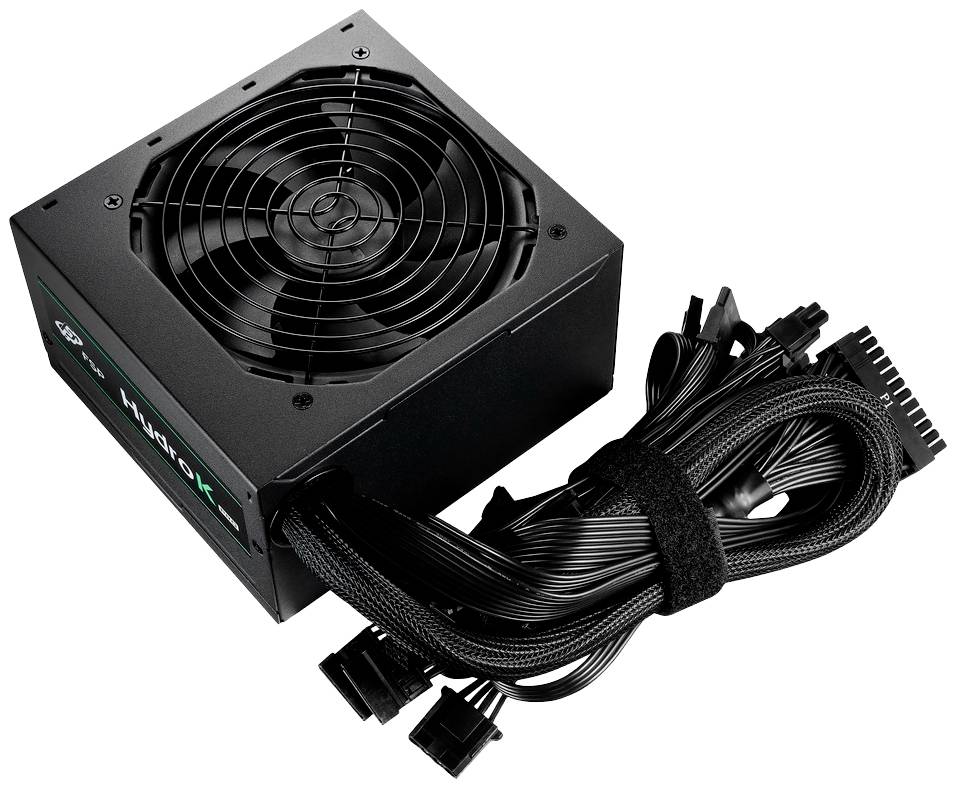 Czarna jednostka zasilająca do komputera z wieloma kablami i wbudowanym wentylatorem. Przeznaczona do zasilania komputera w energię elektryczną.