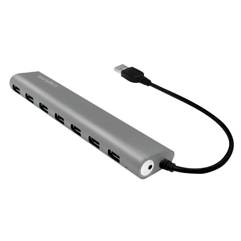 Smukły, szary hub USB z siedmioma portami USB i krótkim czarnym przewodem.