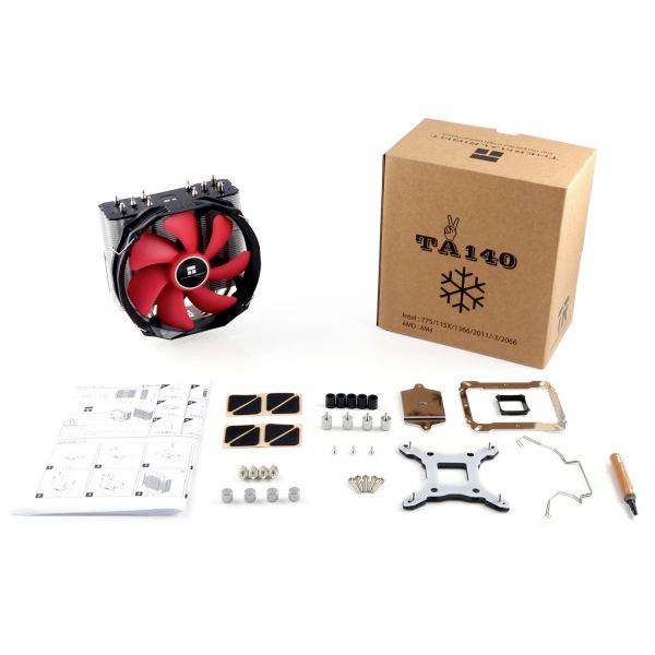 Zestaw chłodzący z czerwonym wentylatorem, osprzętem montażowym i instrukcją, zapakowany w karton z napisem 'TA140'.