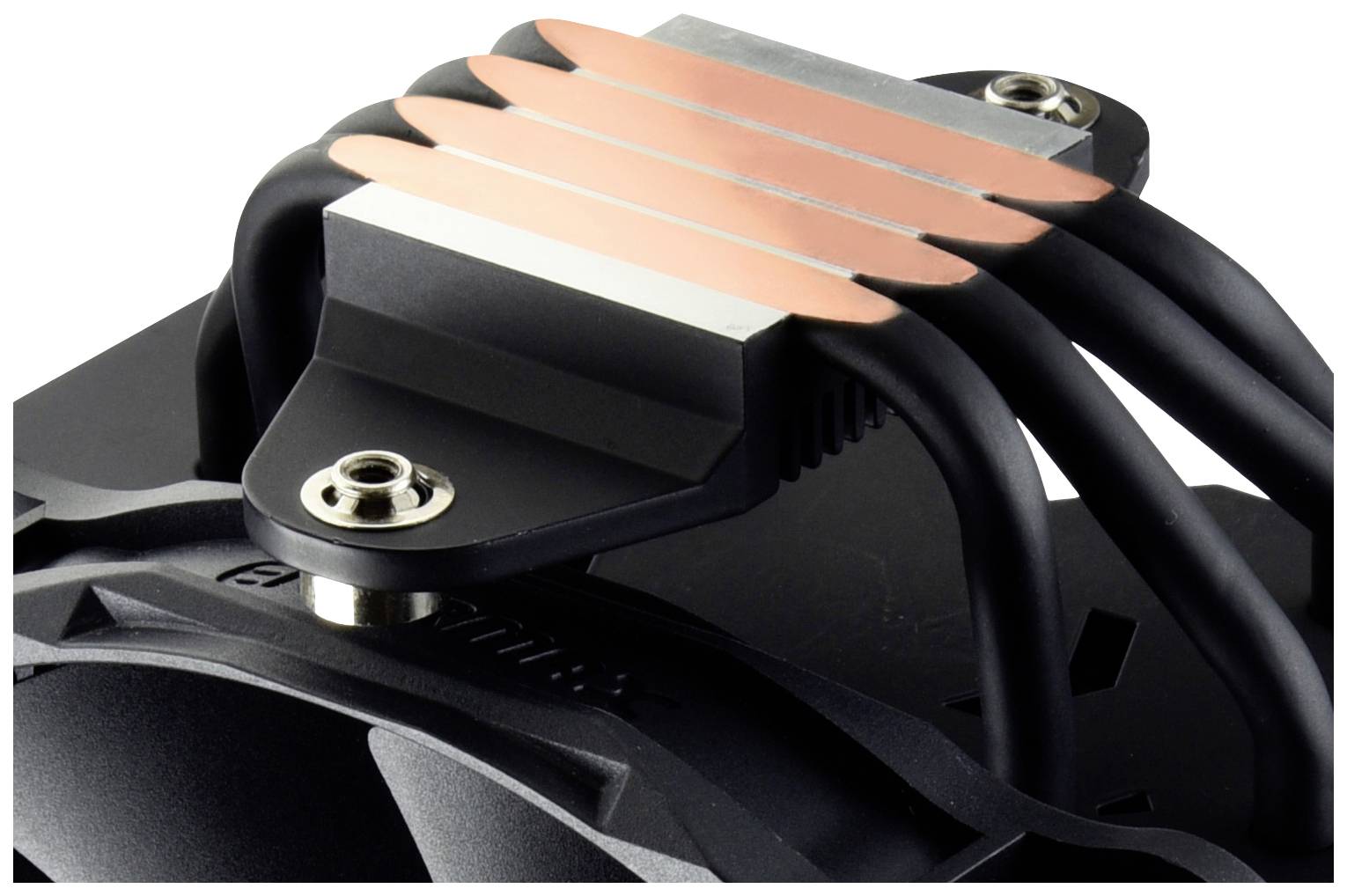 Radiator metalowy z wieloma rurkami ciepłownymi, poprawiający odprowadzanie ciepła w sprzęcie komputerowym.