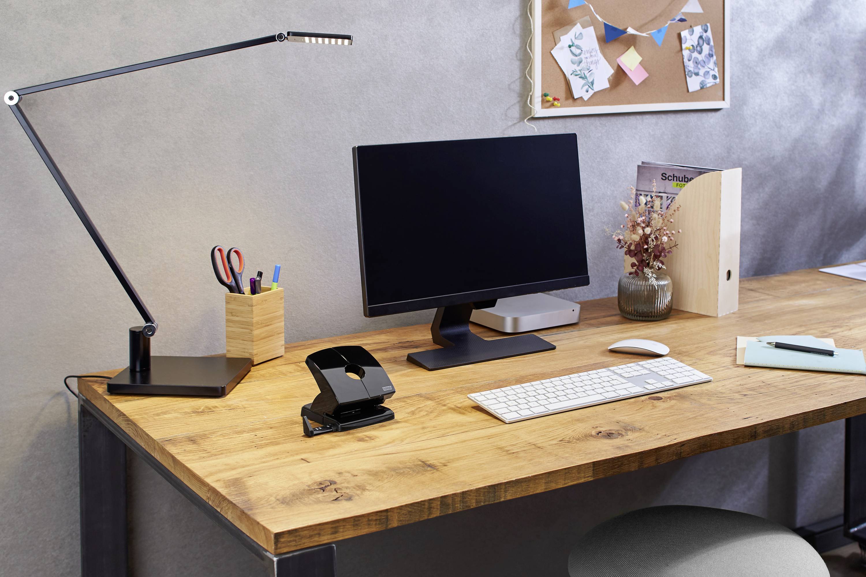 Діркопробивач Novus Office 025-0614 Office B 230 чорний, макс. налаштування формату: DIN A4 30 аркушів (80 г/м²)