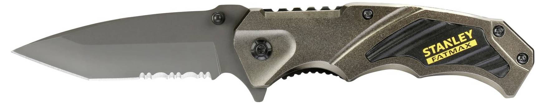 Składany nóż kieszonkowy z blokowanym ostrzem. Wygodny uchwyt w odcieniach brązu i czerni. Nadruk osiowy 'STANLEY'.