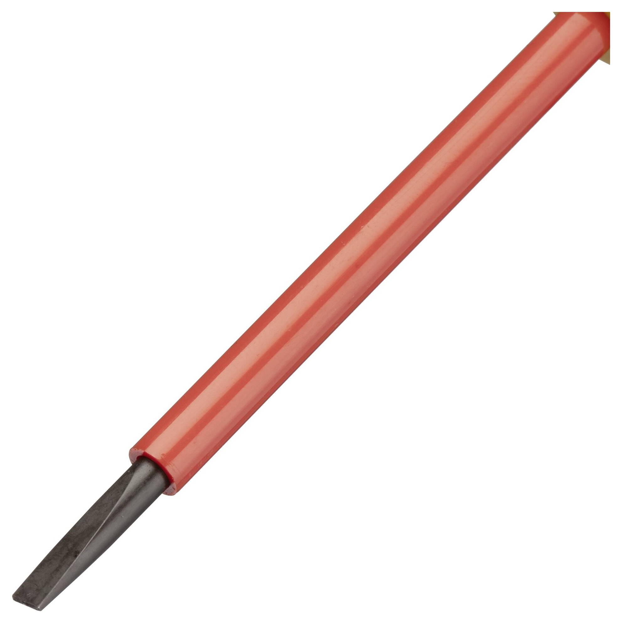 Wkrętak płaski z czerwonym uchwytem i czarnym czubkiem. Uchwyt jest długi i zapewnia mocny chwyt.