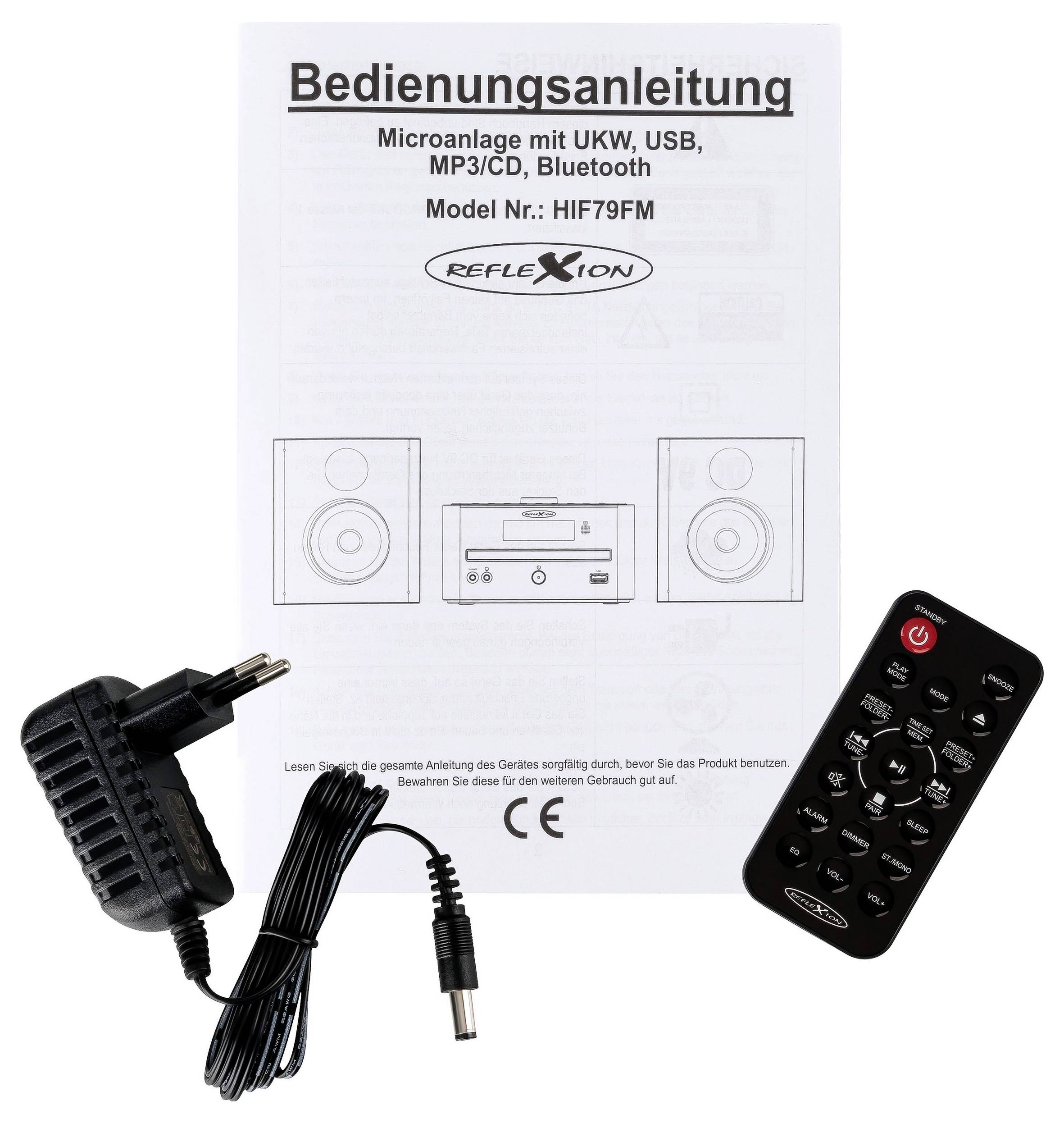 Zdjęcie produktu systemu HiFi z mikrosystemem wraz z instrukcją obsługi 'HIF79FM', zasilaczem, kablami audio i pilotem zdalnego sterowania.