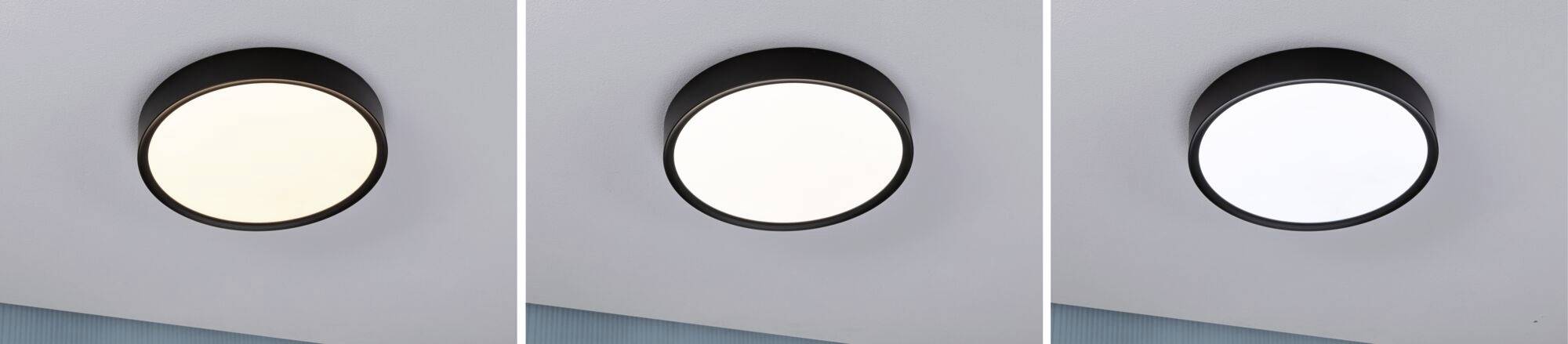 Trzy okrągłe lampy sufitowe obok siebie, prezentujące różne odcienie światła: od lewej do prawej - ciepła biel, neutralna biel i zimna biel.