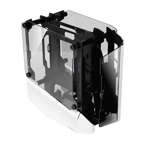Obudowa komputera z przezroczystymi ściankami bocznymi i czarną ramą. Prezentuje różne możliwości montażu podzespołów.