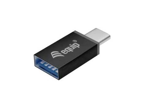 Adapter USB-C do USB-A firmy equip, czarna obudowa, srebrzysto-szara strona przyłączeniowa. Odpowiedni do podłączania urządzeń USB-A do portów USB-C.