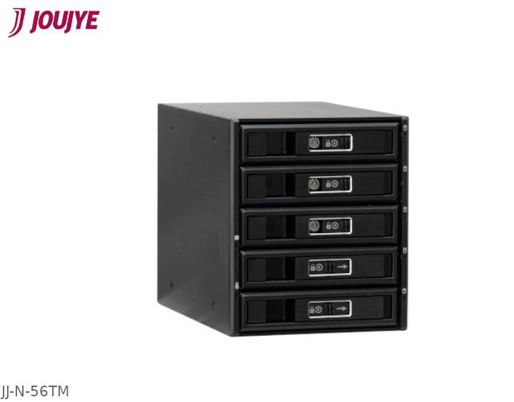 Czarny tower obudowy dysku twardego z pięcioma kieszeniami, każda wyposażona w zamek i elementy sterujące z numeracją.