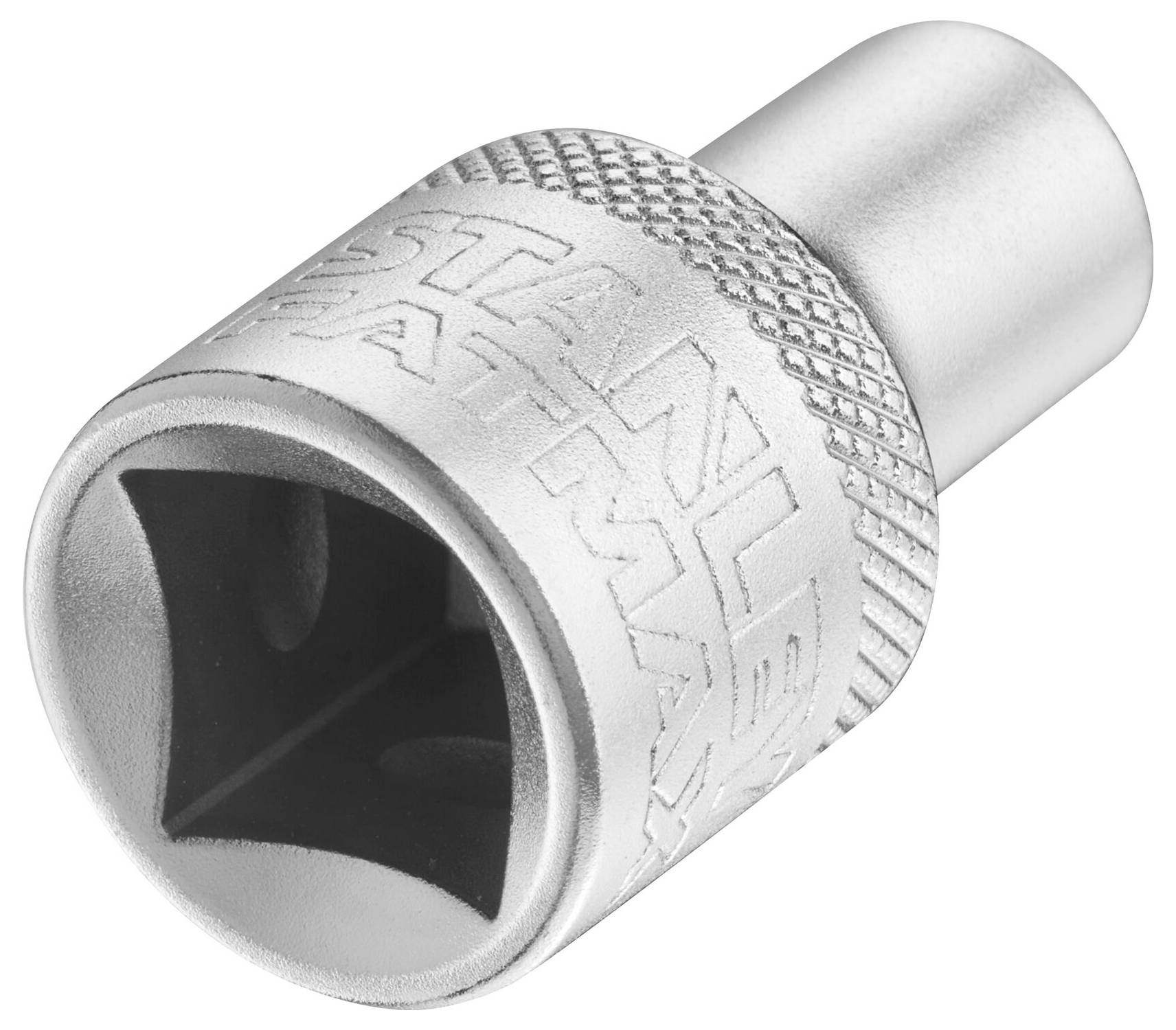 'Srebrny klucz nasadowy z kwadratowym otworem i żłobkowaną krawędzią, widoczny grawer w górnej części.'