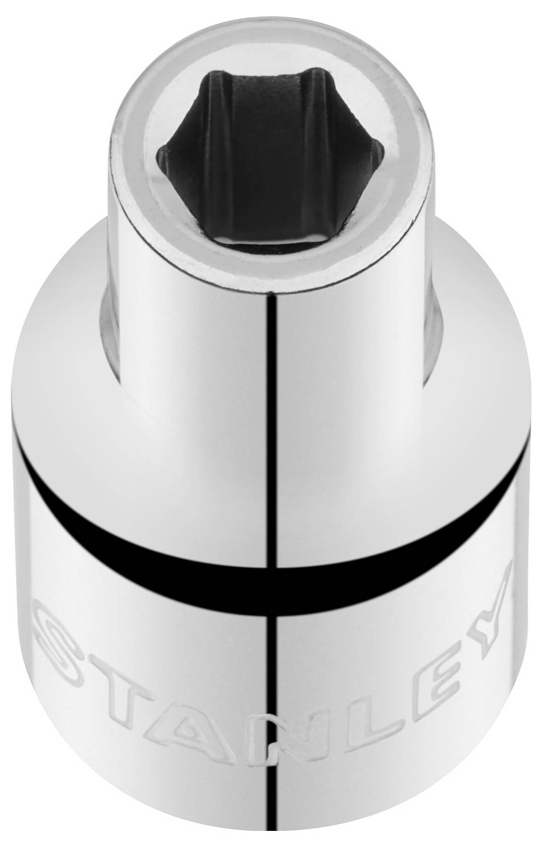 Metalowa nasadka sześciokątna, przeznaczona do klucza lub grzechotki, z nadrukiem firmowym 'Stanley'.