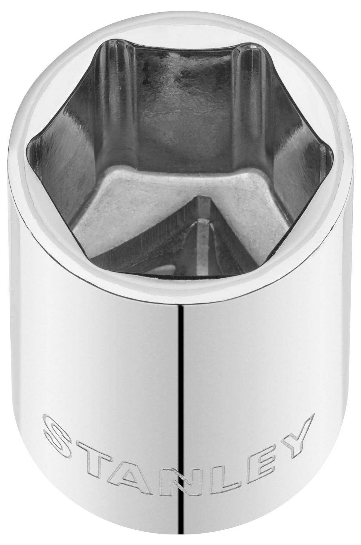 Sześciokątny klucz nasadowy marki 'Stanley', wykonany z chromowanego metalu. Używany do dokręcania nakrętek i śrub.