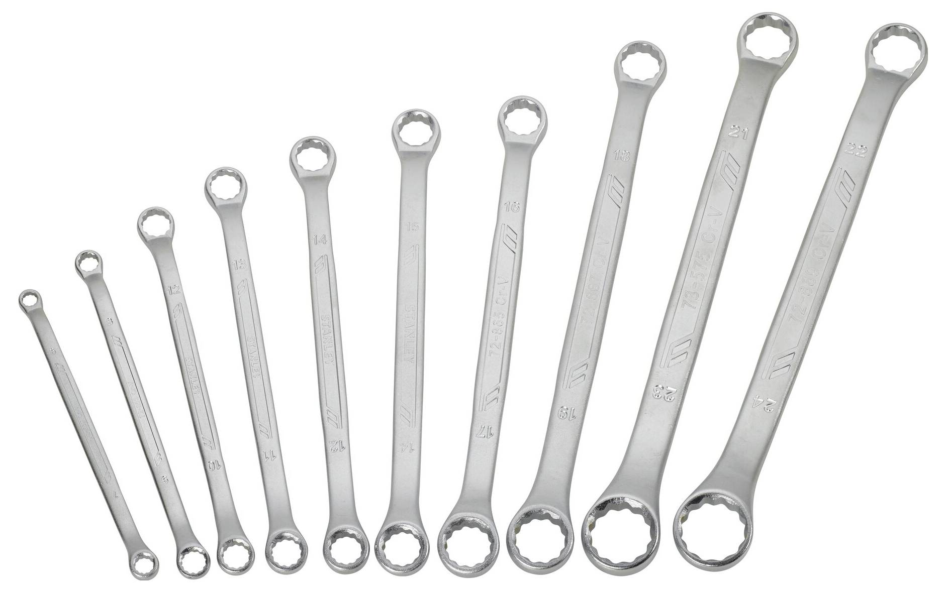 Zestaw dziesięciu srebrnych kluczy pierścieniowych w różnych rozmiarach, ułożonych obok siebie.