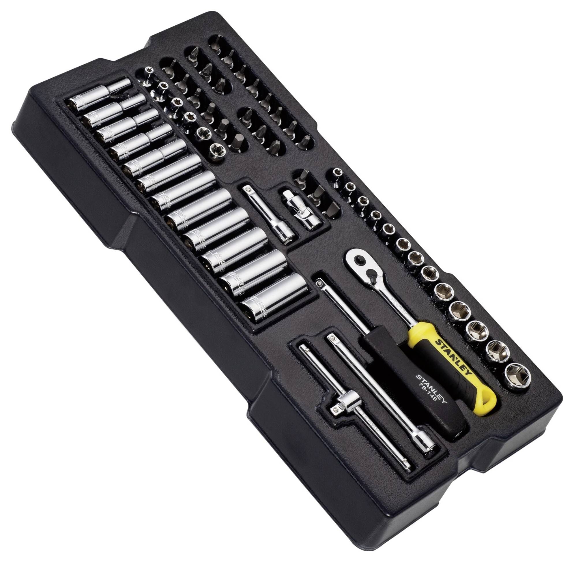 Zestaw narzędzi z kluczami nasadowymi i grzechotką, ułożony w czarnym stojaku. Zawiera różne rozmiary do wszechstronnego zastosowania.