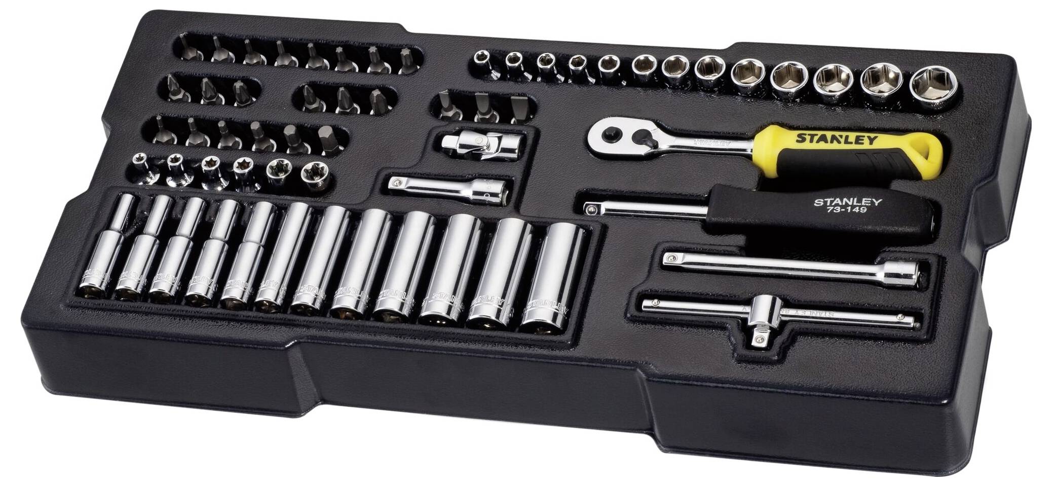 Zestaw kluczy nasadowych z grzechotką, przedłużkami i różnymi nasadkami w czarnym pudełku do przechowywania.