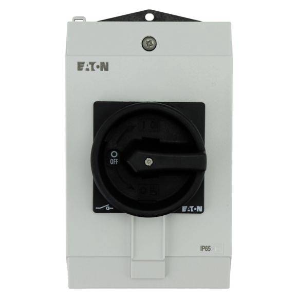 Szary, prostokątny przełącznik elektryczny z czarną dźwignią obrotową pośrodku, oznaczony napisem 'Off'. Logo producenta w lewym górnym rogu.